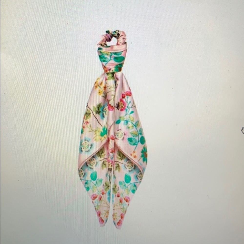Scarf Pony. Field of Flowers print.